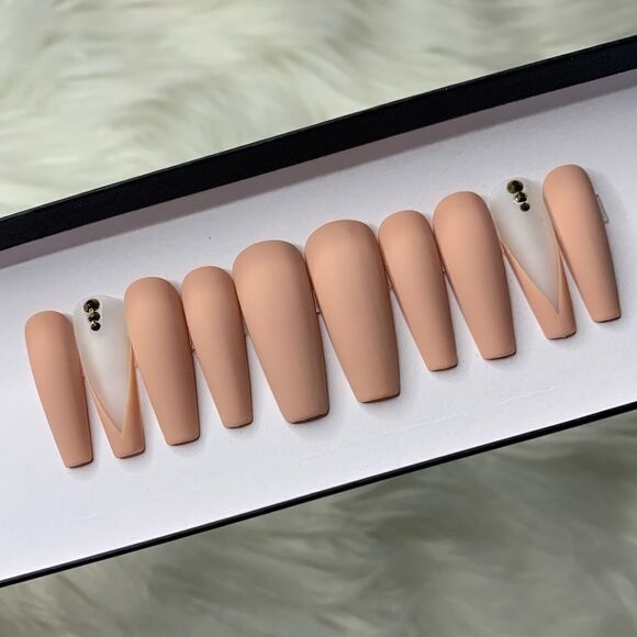 Nude Press On Nails | Handmade Press On Nails | Fake Nails - Picture 1 of 9
